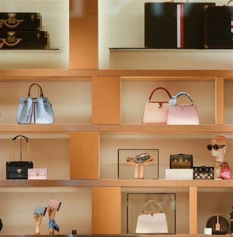 do louis vuitton employees get a discount|louis vuitton commission.